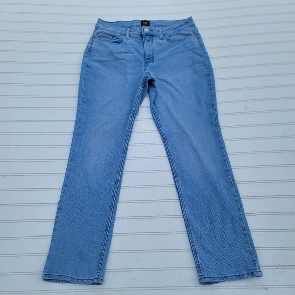 Vintage Levi's Jeans Women's Size 32x29 Light Blue Pants Relaxed Light Denim - Picture 1 of 11
